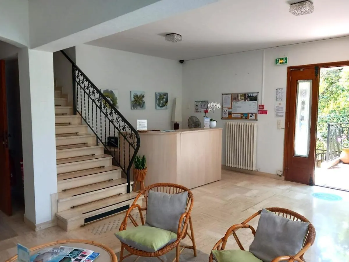 Hotel Cap Soleil Cavalaire-sur-Mer 2*,  France